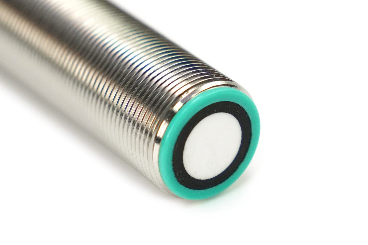 URM14 - Industrial Ultrasonic Distance Sensor with 1mm Accuracy (10~150cm, RS485)